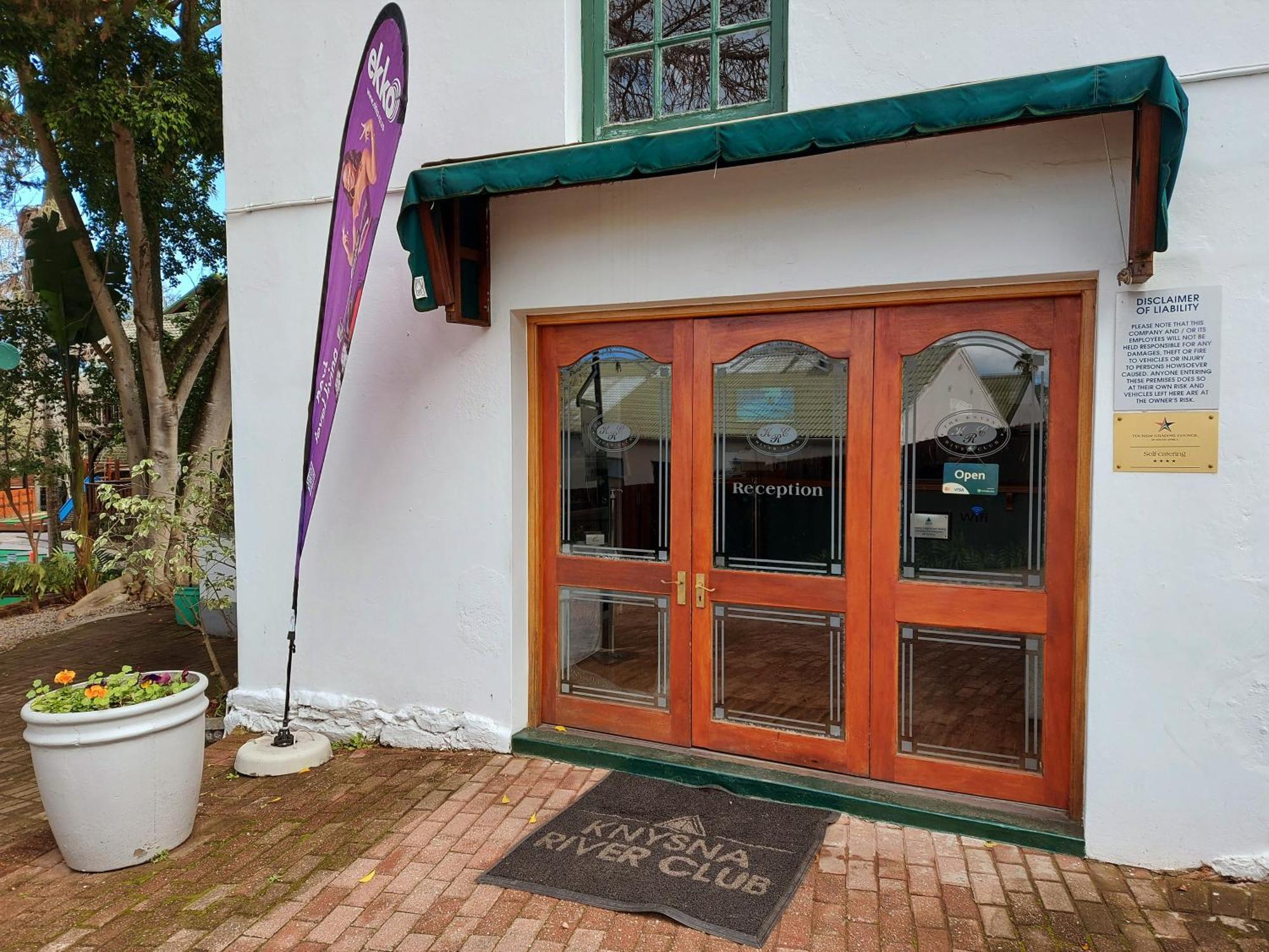 Knysna River Club By First Private Stays Bagian luar foto