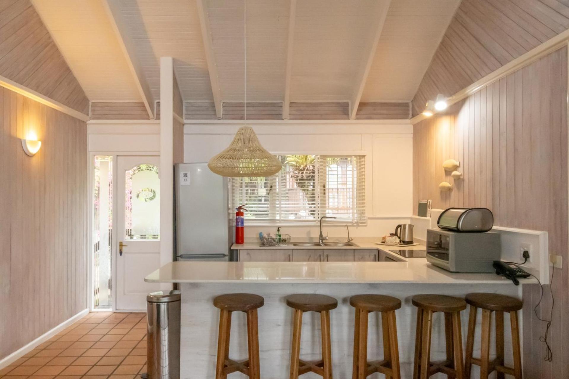Knysna River Club By First Private Stays Bagian luar foto