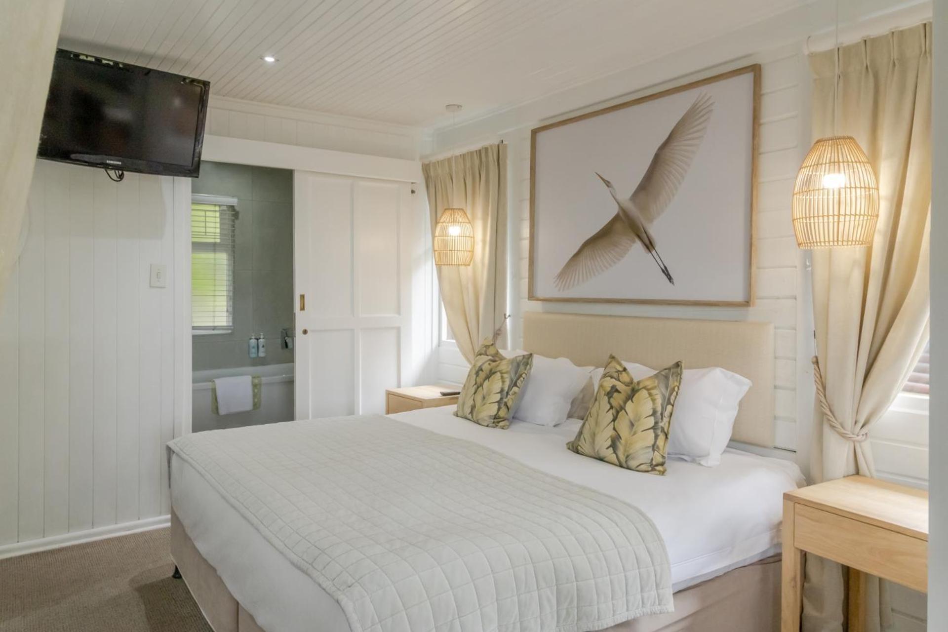Knysna River Club By First Private Stays Bagian luar foto
