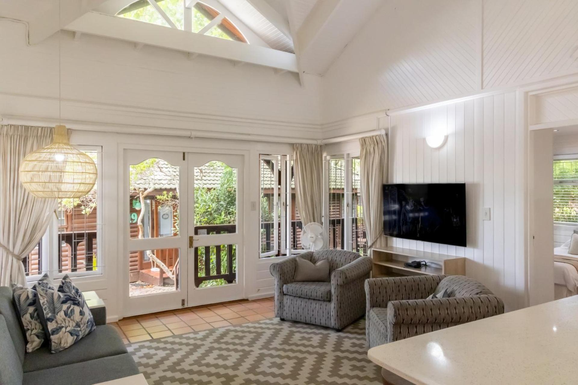 Knysna River Club By First Private Stays Bagian luar foto